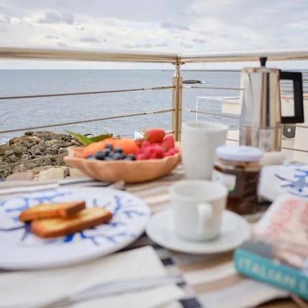 Апартаменти La Corsia - Exclusive By The Sea *