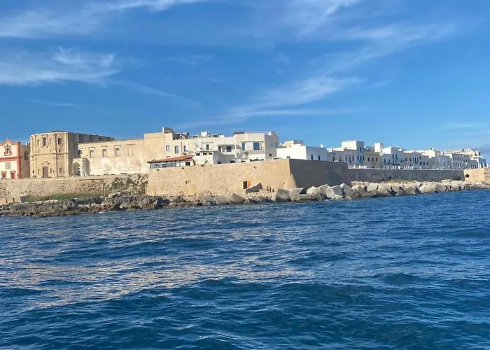 La Corsia - Exclusive By The Sea